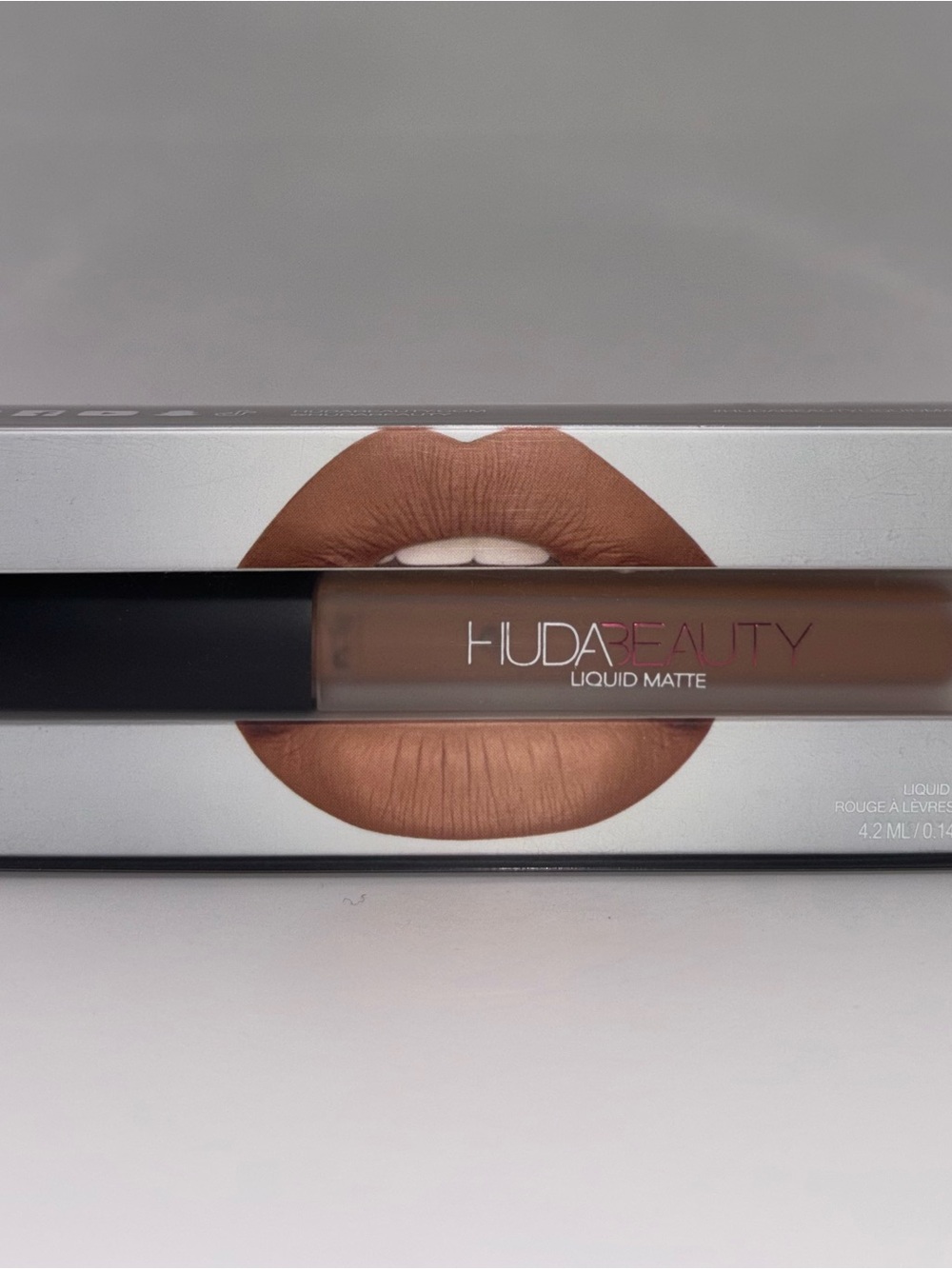 Huda Beauty Liquid Matte Lipstick Sugar Boo NIB